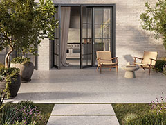 Una classica pietra italiana reinterpretata secondo linguaggi attuali nella collezione Realstone_Ceppo